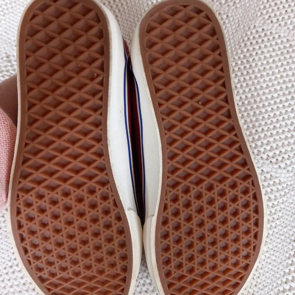 Vans ladies size 7.5 - Picture 2 of 5